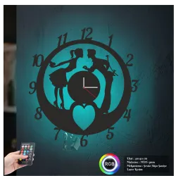 Kalp Aşıklar Temalı  RGB Uzaktan Kumandali 40x40cm Siyah MDF Duvar Saati